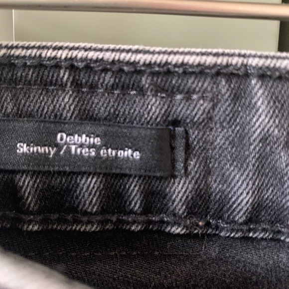 Frank And Oak Debbie Skinny jeans in washed black - Picture 5 of 6